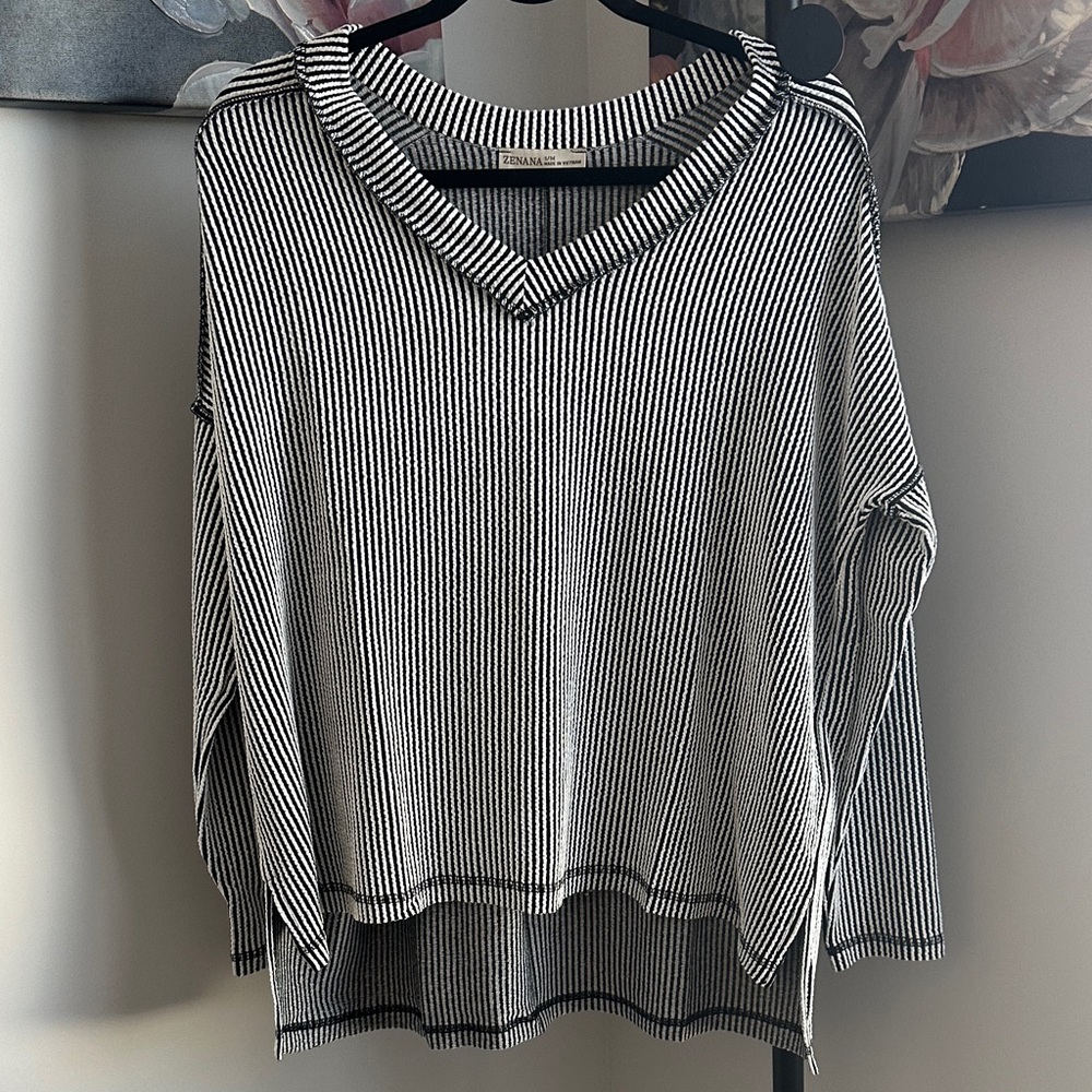 Zenana Black and White V-Neck Long Sleeve
